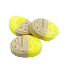 Banana Toffee Swedish Candy Gummies, oval-shaped chewy candies with banana and toffee flavors, vegan and no artificial colors.